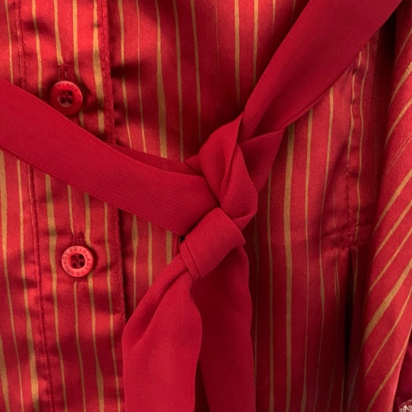 Red satin feel too with gold print in small and cones with optional belt. - Picture 9 of 12